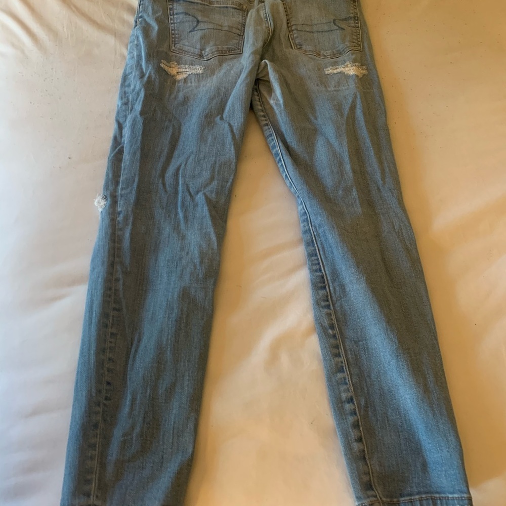American eagle light blue jeans